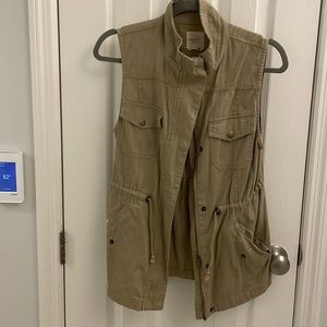 Harper Heritage utility vest, sz S, great condition!!